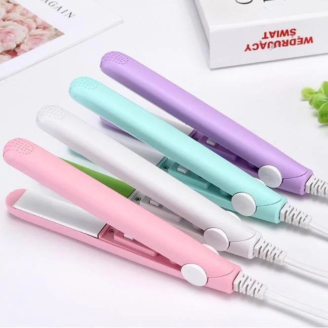 Mini Portable Hair Straightner / air smooth, silky, frizz-free and healthy. (random color)